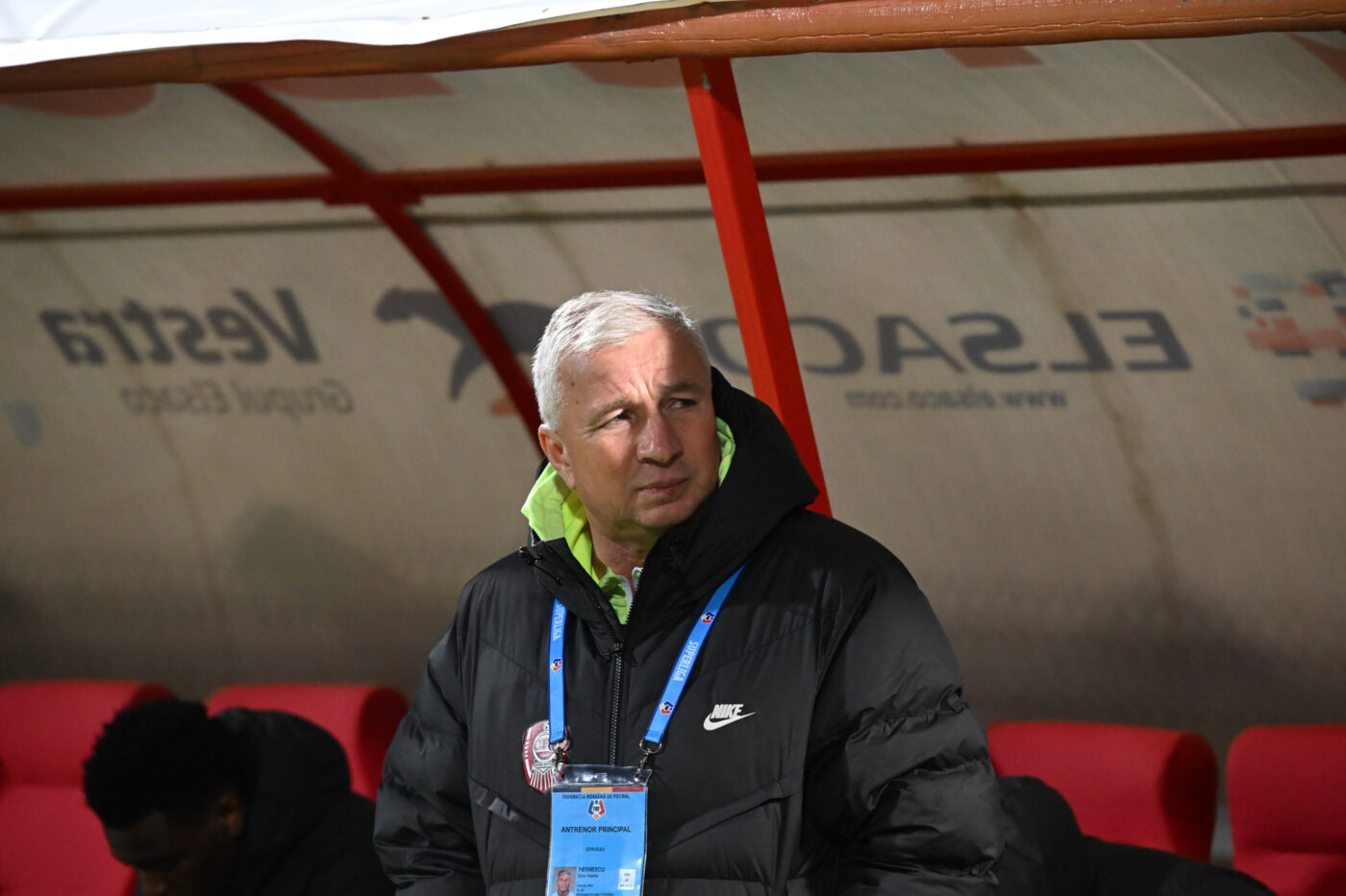 Ce afecțiune l-a împiedicat pe Dan Petrescu să stea pe bancă la CFR – Farul. L-a necăjit toată cariera. EXCLUSIV