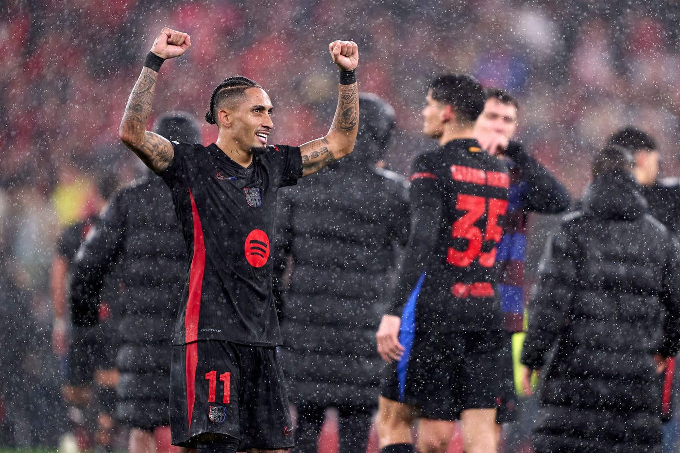 Cea mai controversată fază din Benfica – Barcelona 4-5. Verdict dur