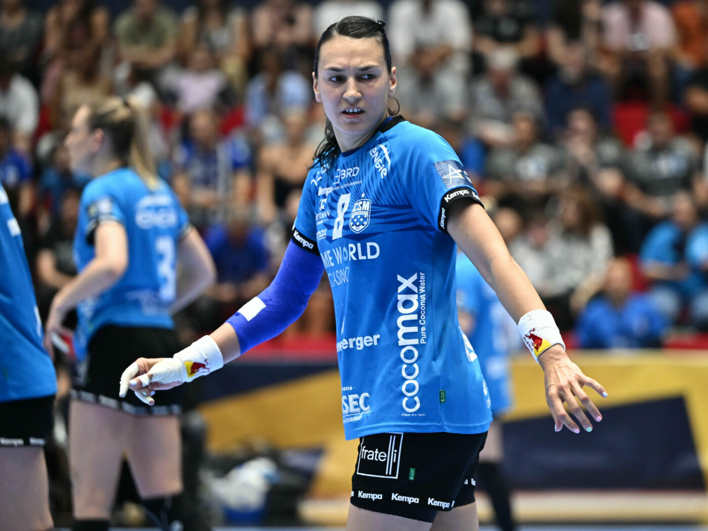 Cristina Neagu, huiduită copios la Braşov! Ce s-a întâmplat cu marea handbalistă a României