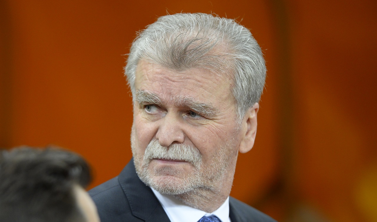 Cum a refuzat Dinu Gheorghe să-şi trădeze prietenul milionar, deşi fusese amenințat! Magnatul Ioan Niculae a cedat rapid presiunii: „A zis că fuge din țară”.EXCLUSIV