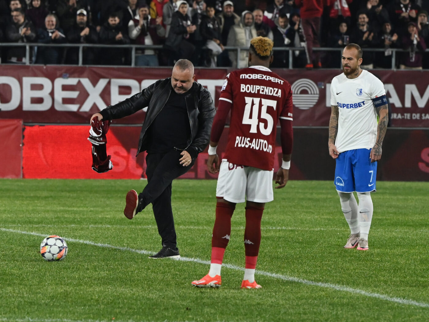 Cum îî „vrăjea” Miță Iosif pe antrenori în perioada când era fotbalist în Divizia A? Actualul tehnician de la FC Voluntari pretindea că nu are niciun defect: „Nu avea el șmecheria bucureșteană, ci regretatul Cezar Dinu”