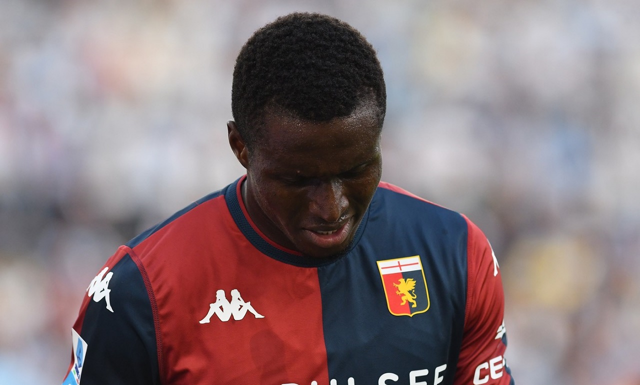 David Ankeye, primul transfer între Genoa și Rapid, s-a pierdut între tren și avion. Ce s-a întâmplat cu atacantul de titlu al lui Dan Șucu
