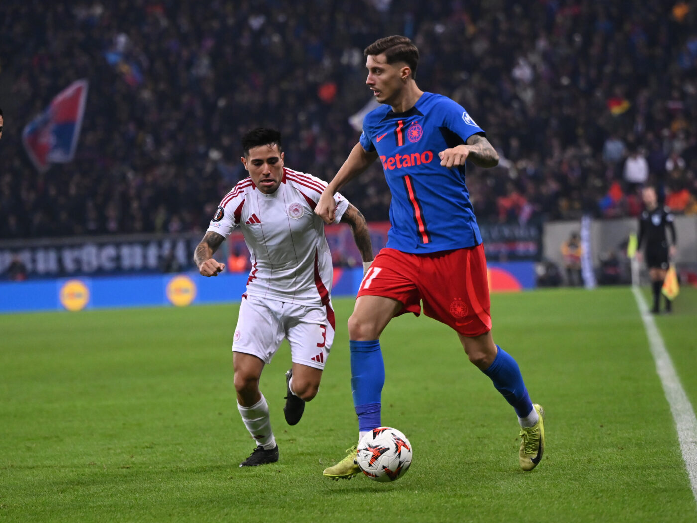 David Miculescu, reacție despre o ofertă de la Dan Şucu de a se transfera la Rapid: „Ăsta ar fi singurul plus pentru mine”. EXCLUSIV