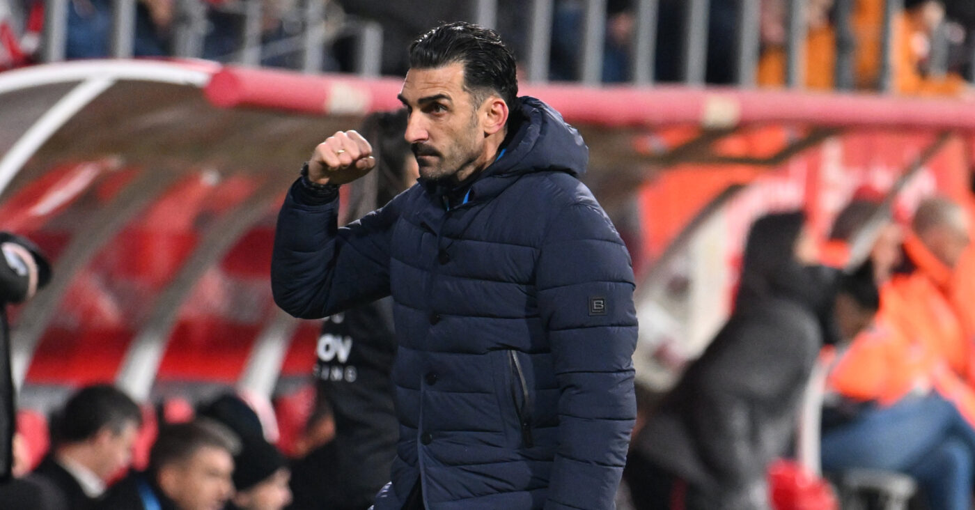 De ce a făcut FCSB 4 schimbări la pauza meciului cu UTA. Explicația lui Elias Charalambous