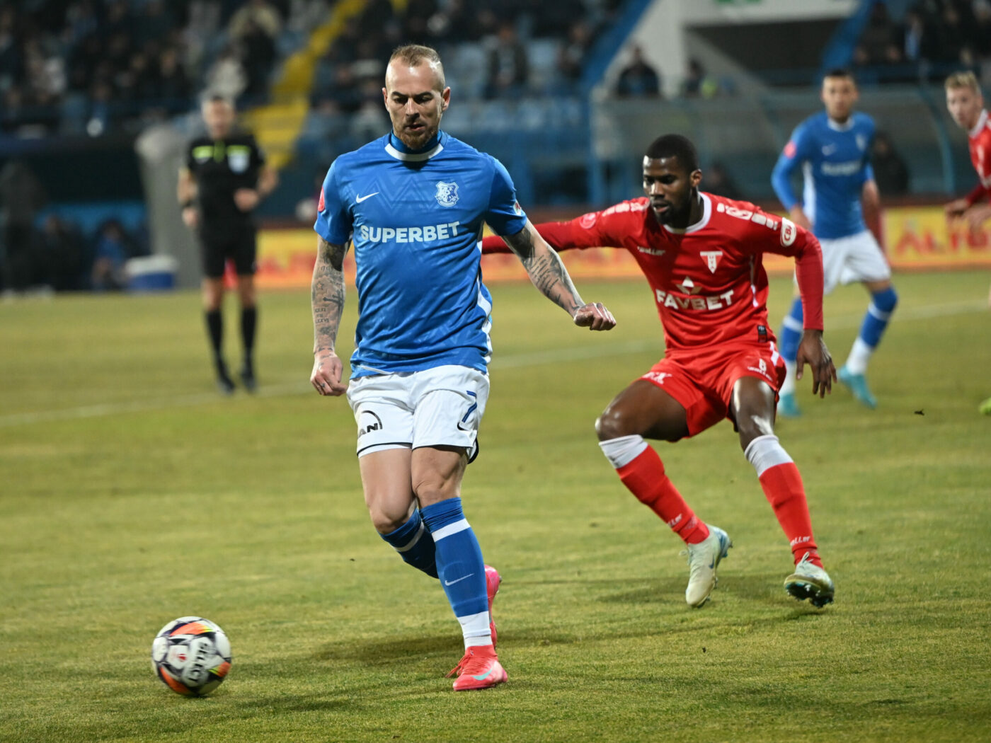 Denis Alibec, primul transfer al lui Mihai Rotaru, pentru Mirel Rădoi, la Universitatea Craiova