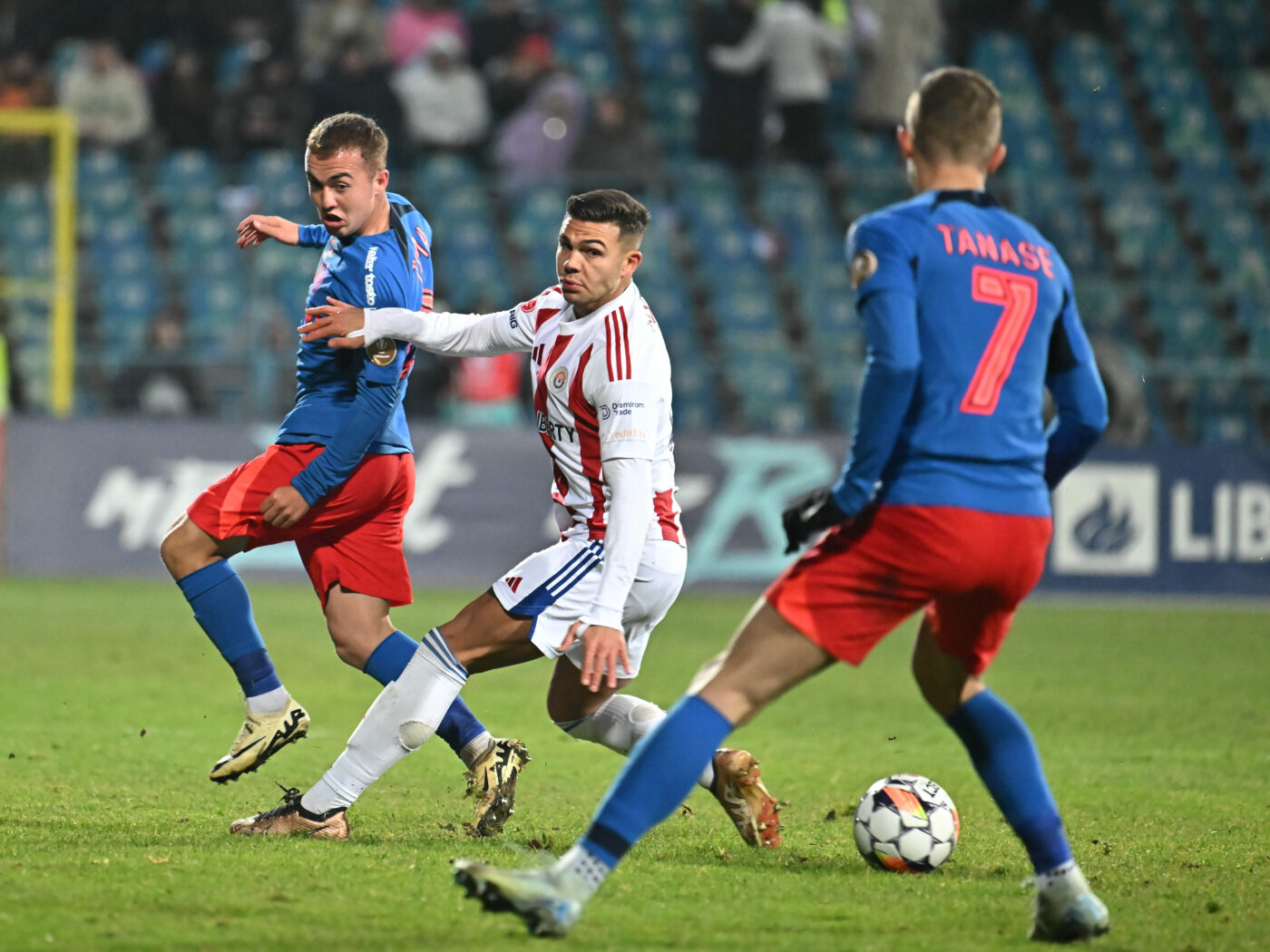 Dinamo ia tot! Transfer de top pentru Kopic: mijlocaşul a jucat la Porto şi la Sporting Lisabona