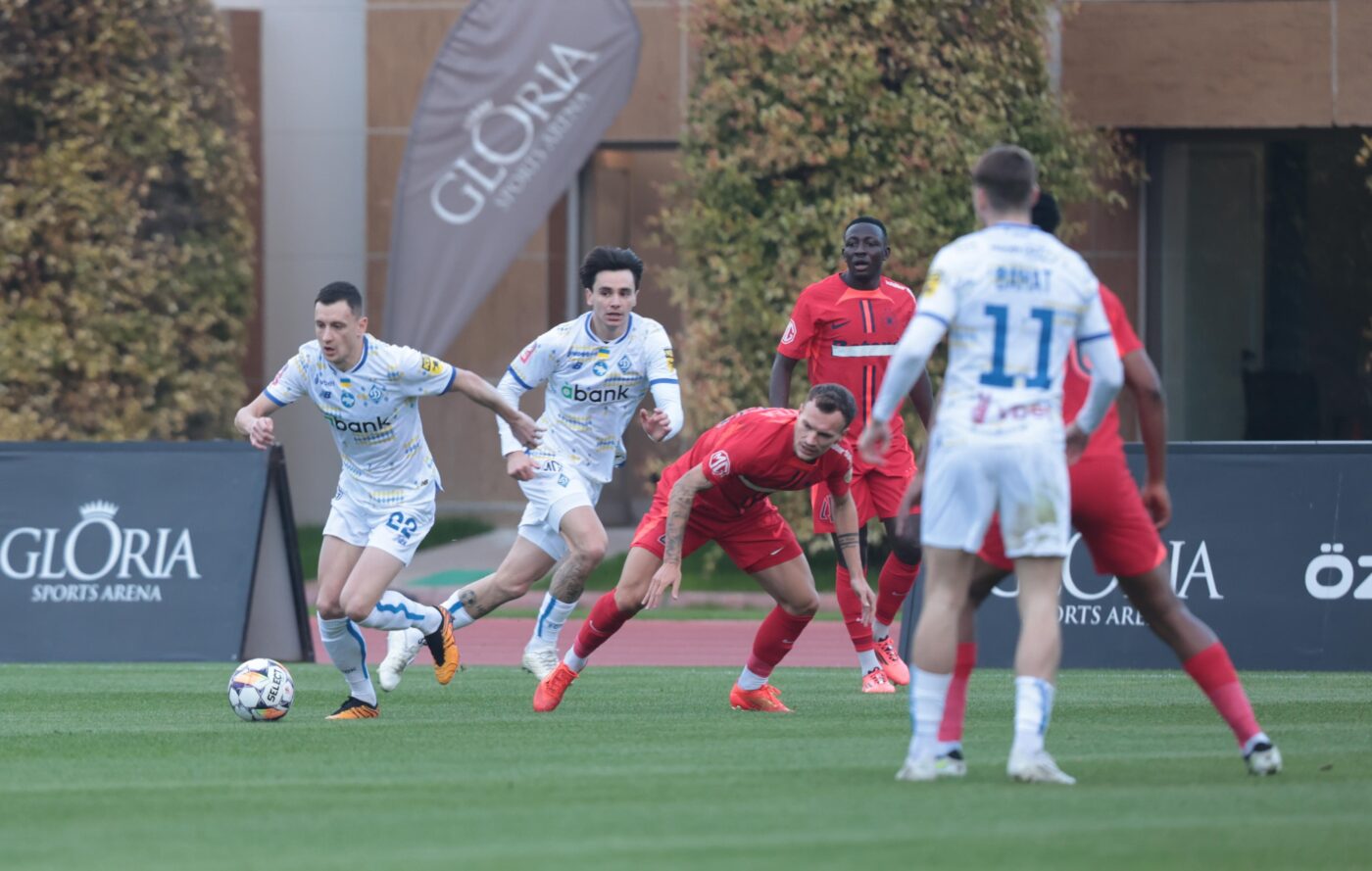 Ce surpriză pentru FCSB la meciul cu Dinamo Kiev. Cine a venit să-i susțină pe campionii României