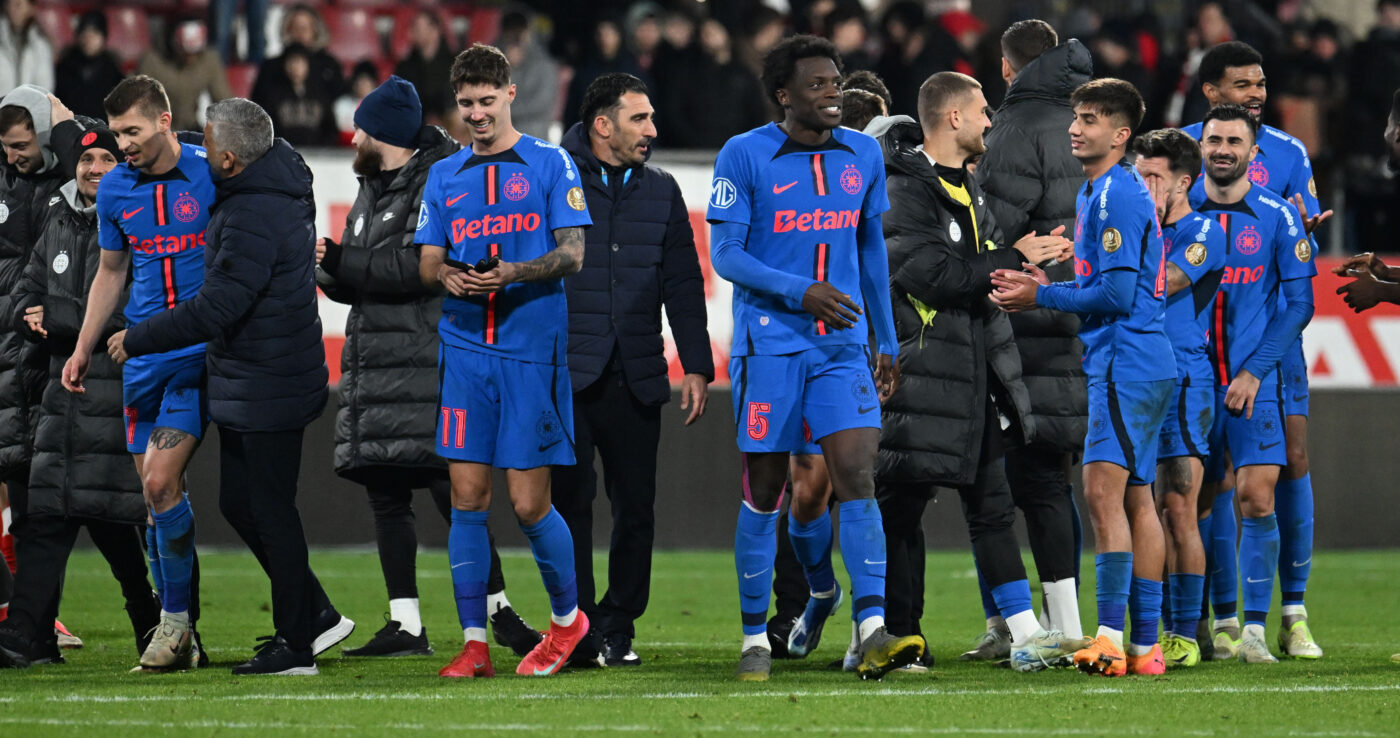 FCSB – Manchester United Live Video Online, de la ora 22:00, în etapa 8 din Europa League. Echipele de start. Formulă surprinzătoare aleasă de Charalambous