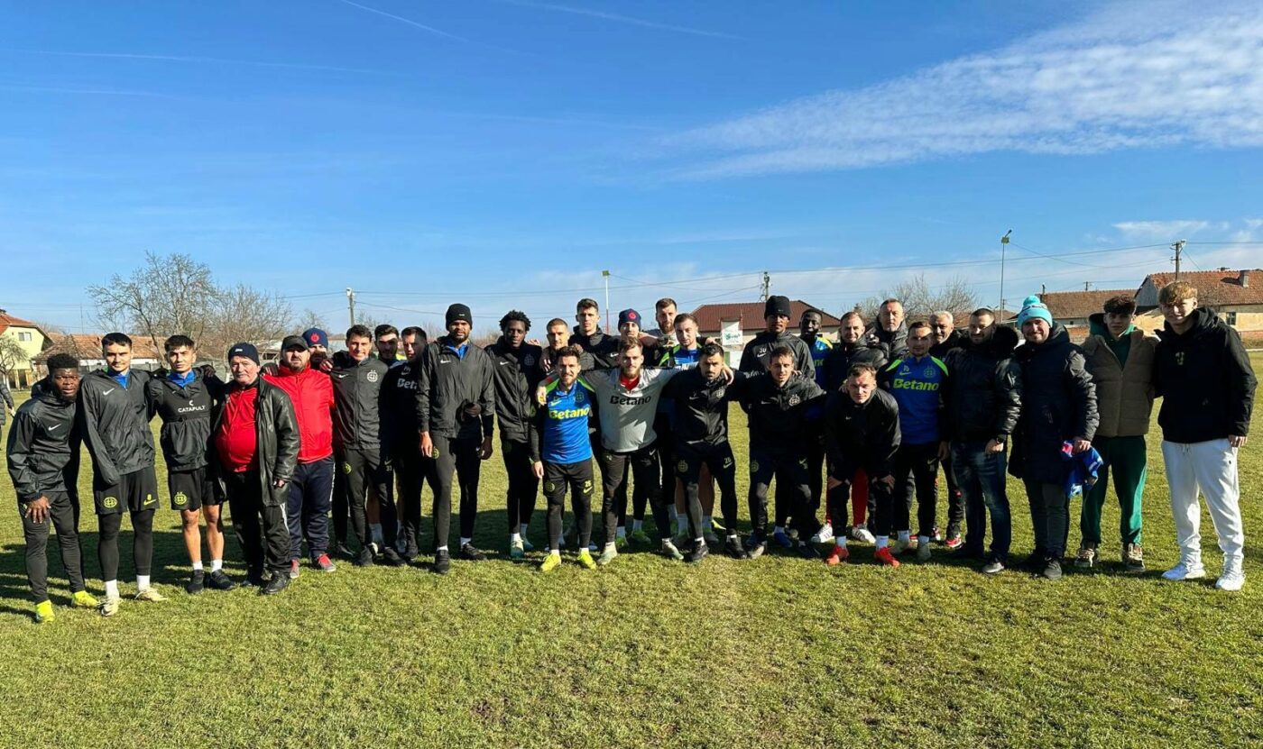 FCSB s-a antrenat într-o comună condusă dinamoviști înaintea meciului cu UTA! Un jucător a ieșit pe margine cu probleme medicale