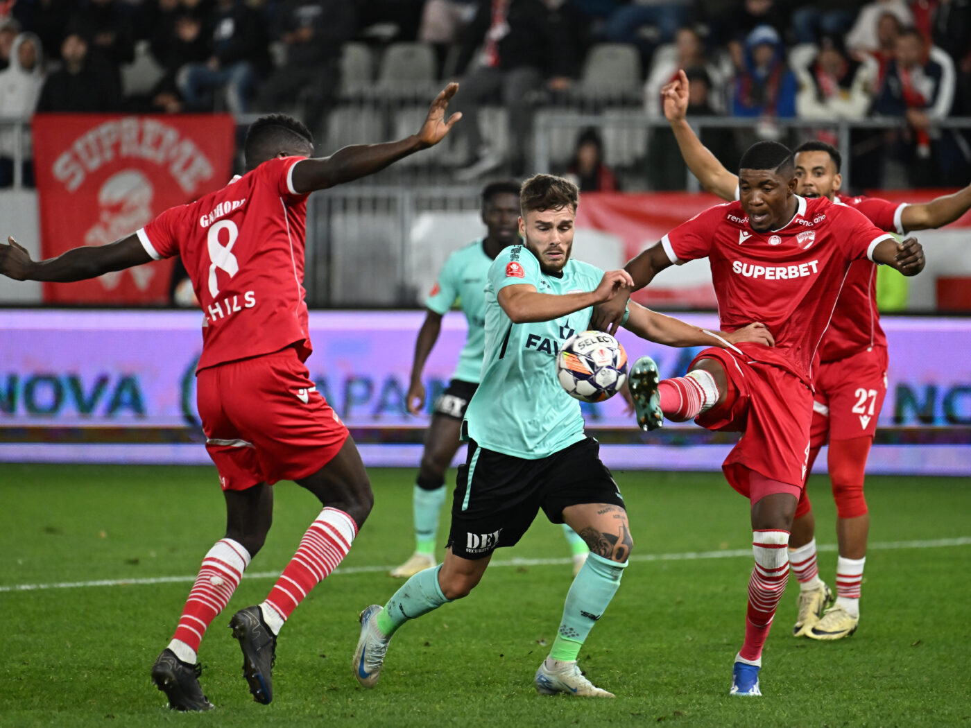Fabry se dă lovit? A semnat cu Universitatea Cluj și oficialii îl bănuiesc că s-ar fi dat accidentat înainte de UTA – FCSB