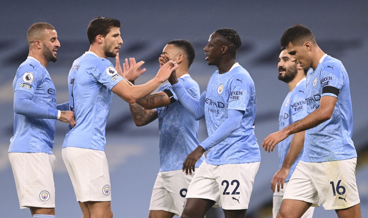 Fotbalistul milionar, care a fost distrus de un scandal fără precedent la Manchester City, a făcut senzație la București. A fost la evenimentul despre care a vorbit toată România