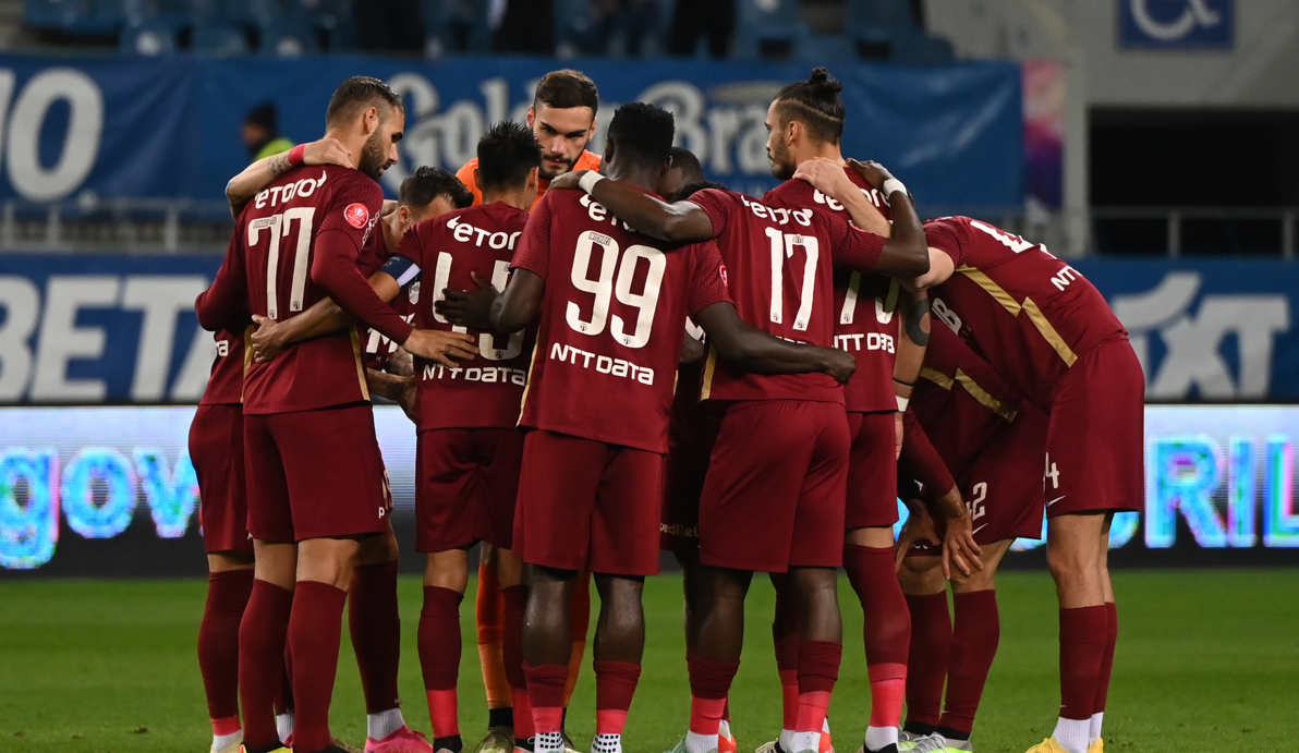 Fotbalistul român, plecat de câteva luni de la CFR Cluj, e la un pas de Premier League. Impresarul italian a dat vestea