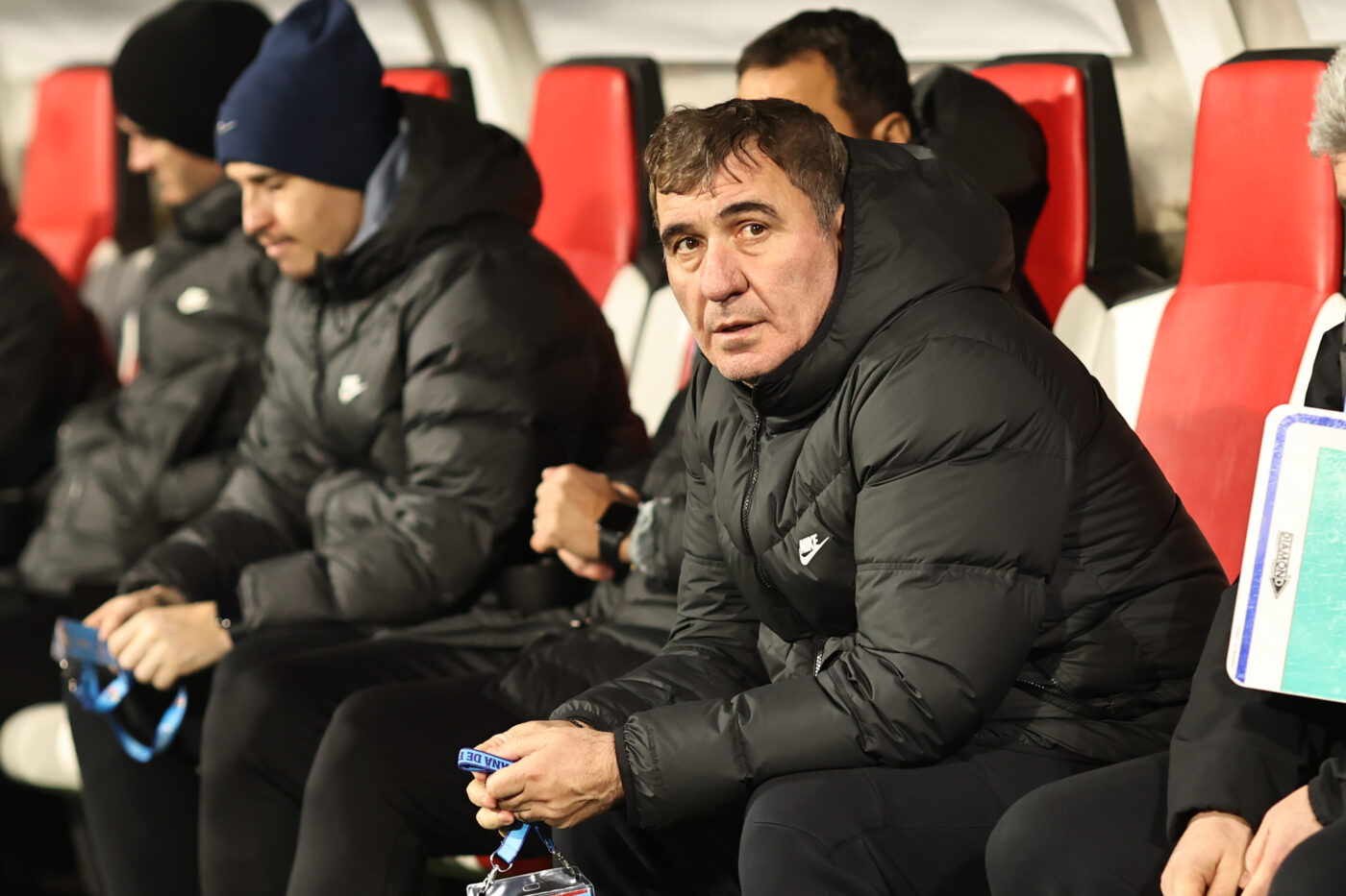 Gică Hagi, reacție neașteptată după ce Louis Munteanu a făcut hattrick-ul în CFR Cluj – Farul Constanța! Ipostază rarisimă pentru „Rege”, surprinsă de camerele TV