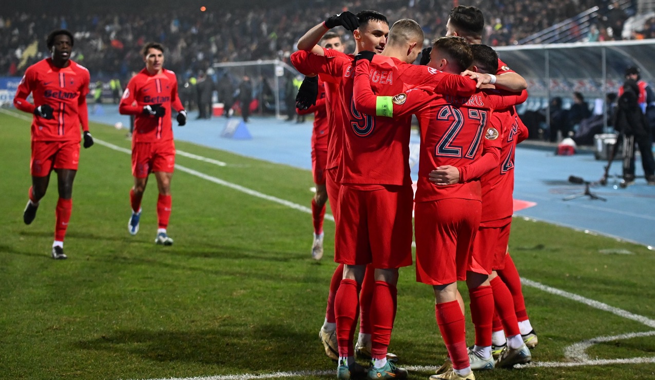 Gigi Becali a decis echipa de start pentru FCSB – HSV. Transferul care a intrat direct titular, după ce patronul a spus că abia aşteaptă să-l vadă jucând