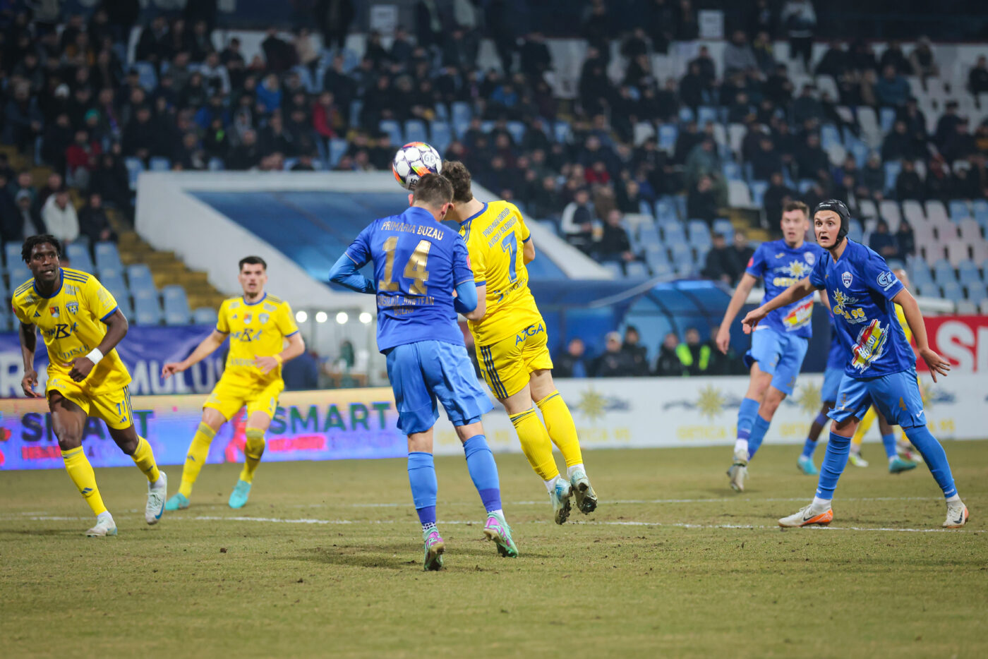 Gloria Buzău – Unirea Slobozia 3-0, în etapa 23 din Superliga. „Lanterna roșie” uită de scandalul cu arbitrajul de la Cluj și dă de pământ cu trupa lui Adrian Mihalcea!