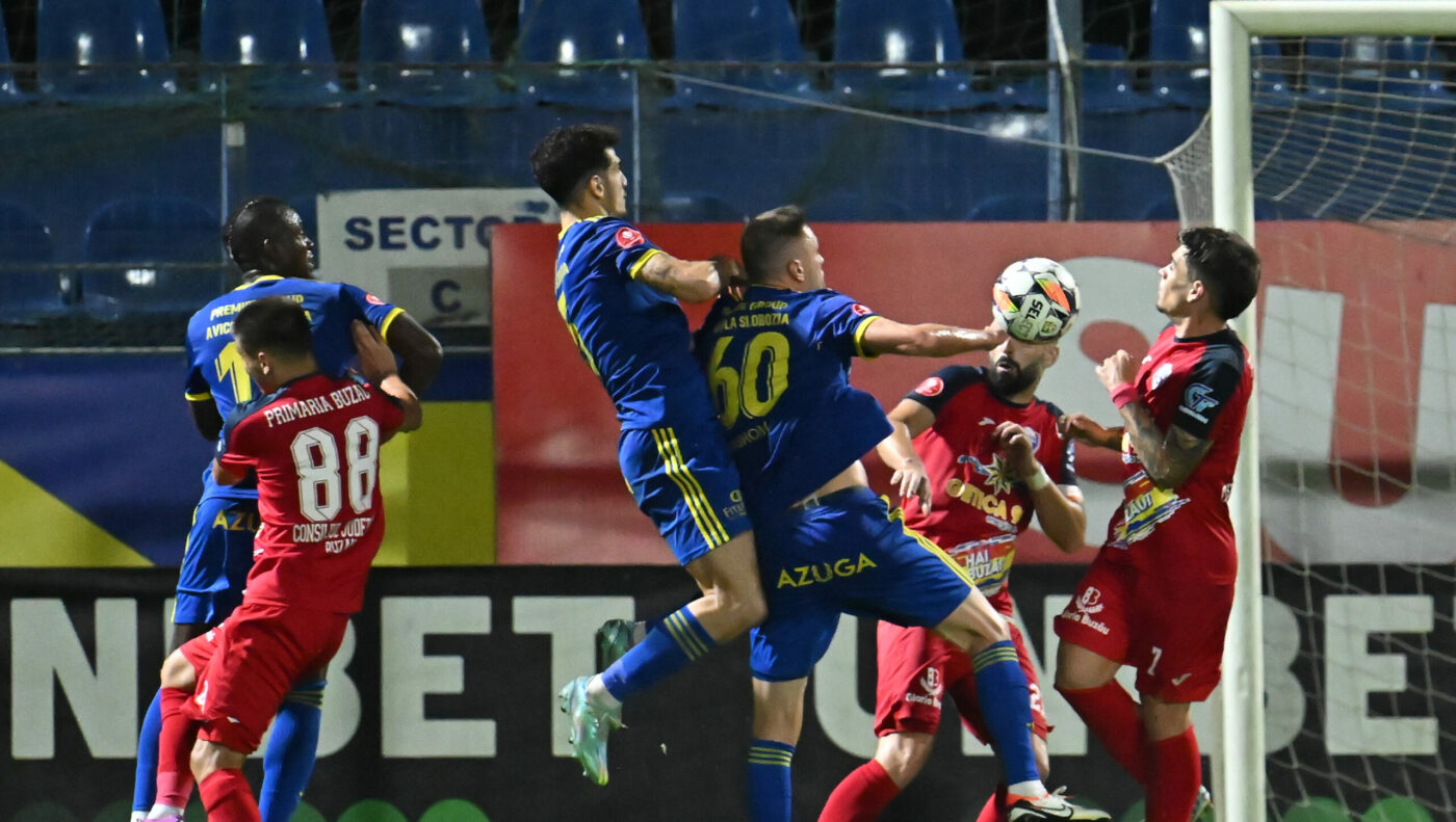 Gloria Buzău – Unirea Slobozia 1-0 Live Video Online în etapa 23 din Superliga. Ișfan marchează cu un șut-centrare. Tavares lovește ulterior bara
