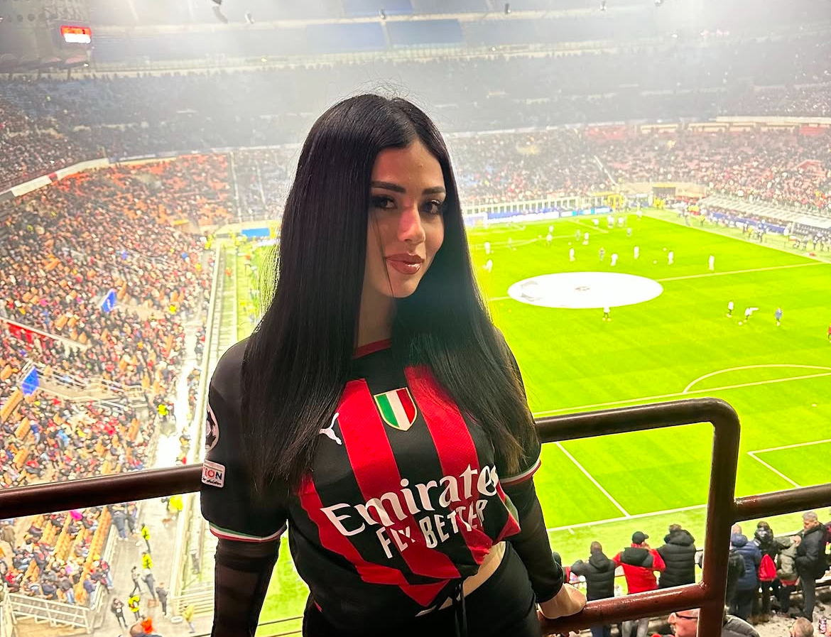 Ce a pățit o tânără în trenul cu care a mers la meciul echipei de fotbal cu care ține. A fost înconjurată de un grup de bărbați: „Mă simt atât de murdară”