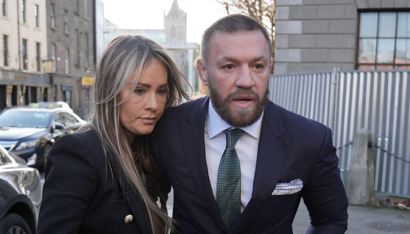 Judecătorii l-au pus pe Conor McGregor să şteargă toate filmările pe care le avea legate de victima căreia i-a plătit 250.000 de euro