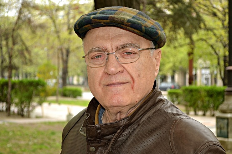 Klaus Iohannis, gest pentru legenda Stelei. Președintele României l-a decorat post-mortem pe Cornel Oțelea