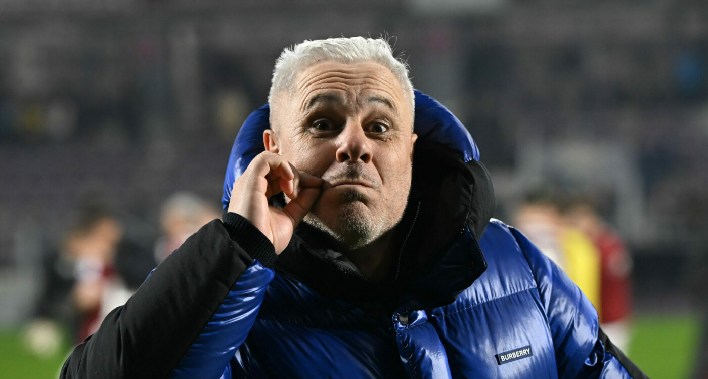 Marius Şumudică l-a doborât. Inamicul din club şi-a pierdut funcția