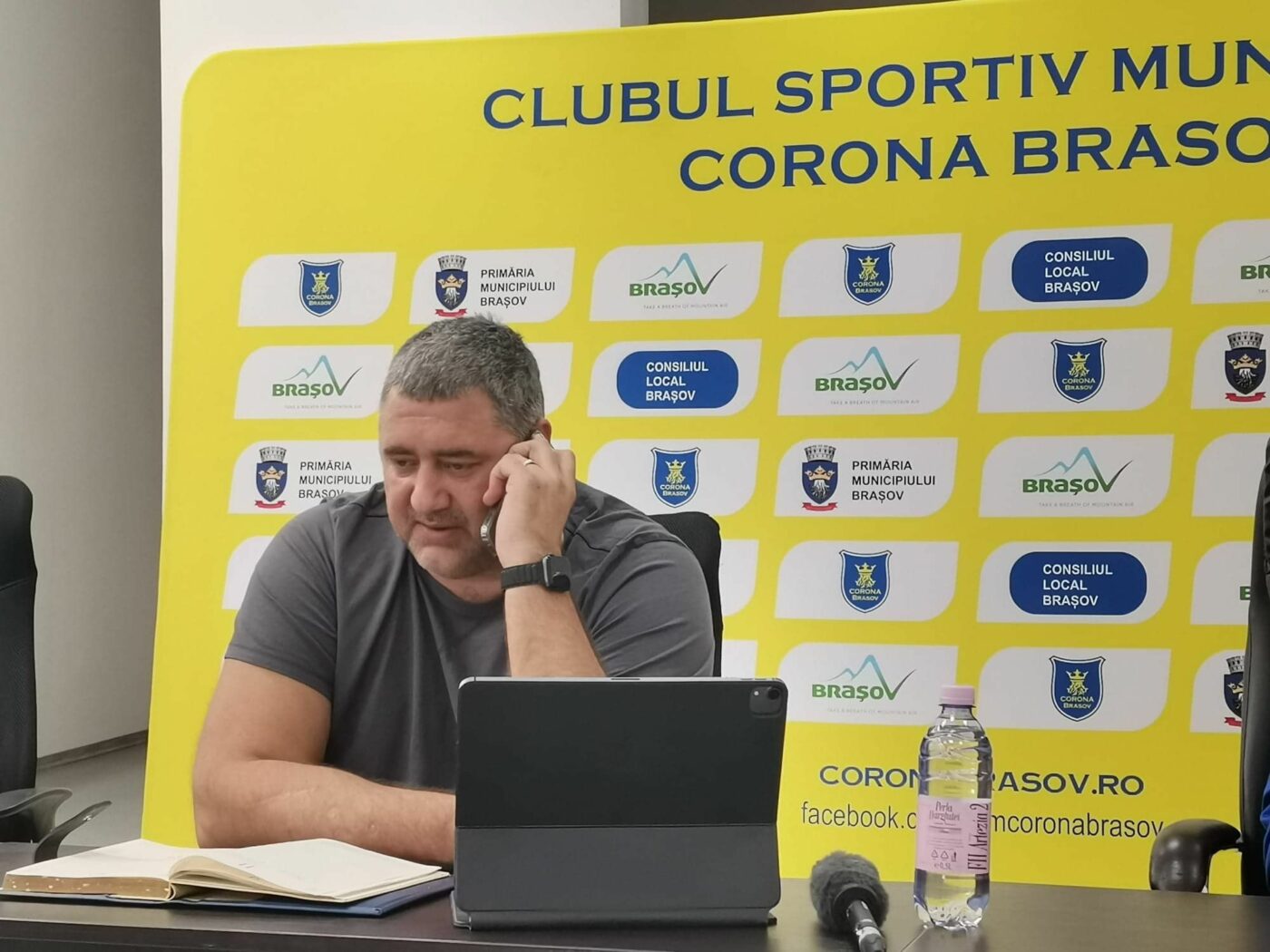 Nereguli grave la Corona Brașov. Dezastru după audit: cheltuieli nejustificate de sute de mii de euro pentru manageri!