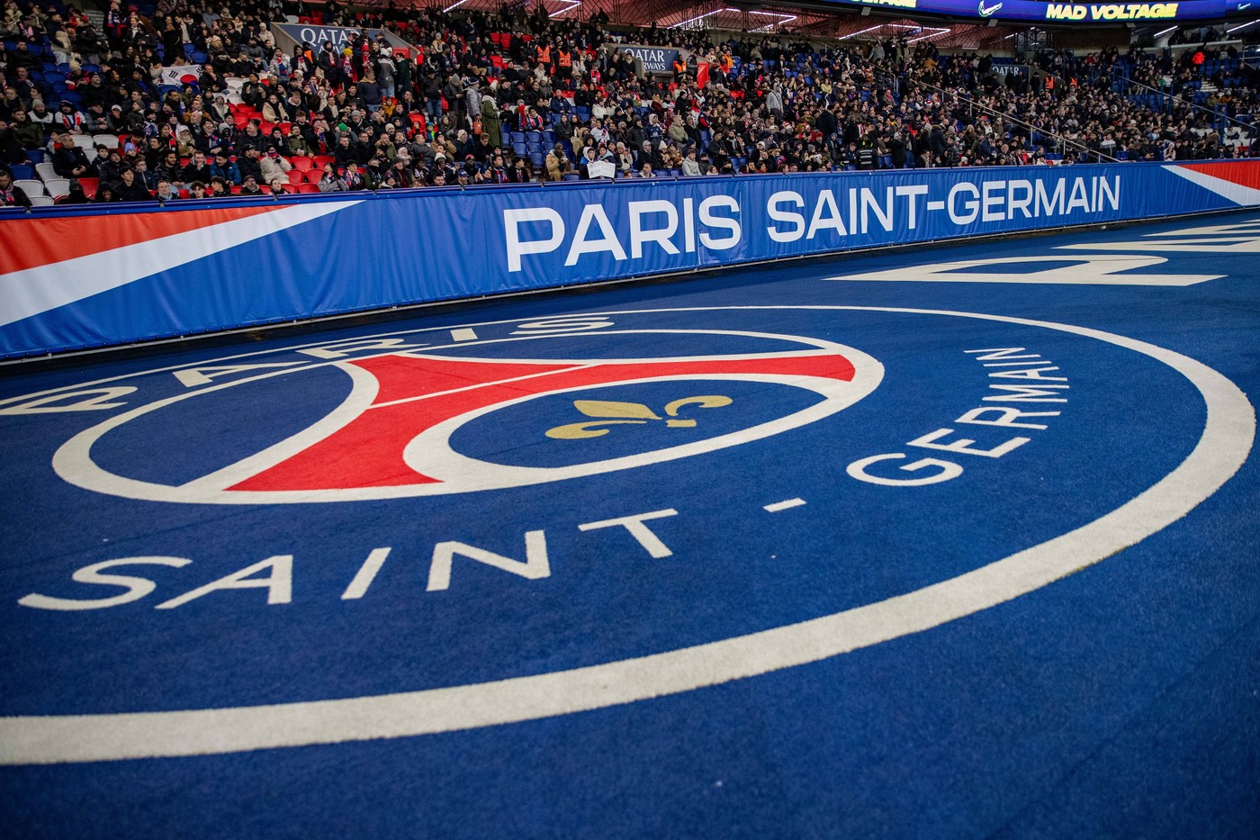 PSG, gata să ofere 50.000.000 de euro pentru transferul lui Radu Drăguşin. Ce nebunie vor să facă şeicii qatarezi pentru român