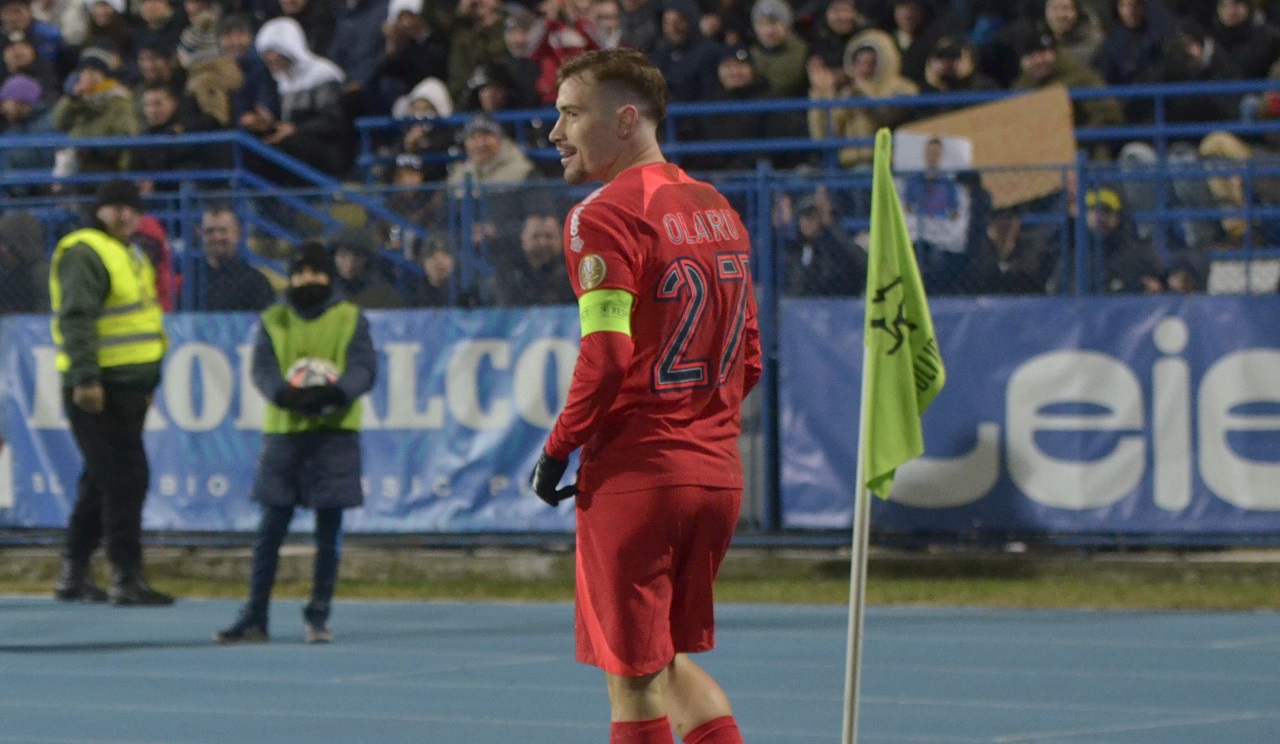 Ruşii şi americanii s-au bătut pentru transferul fotbalistului român de la FCSB. Giovanni Becali nu l-a găsit pe jucător: „Are telefonul ascuns”