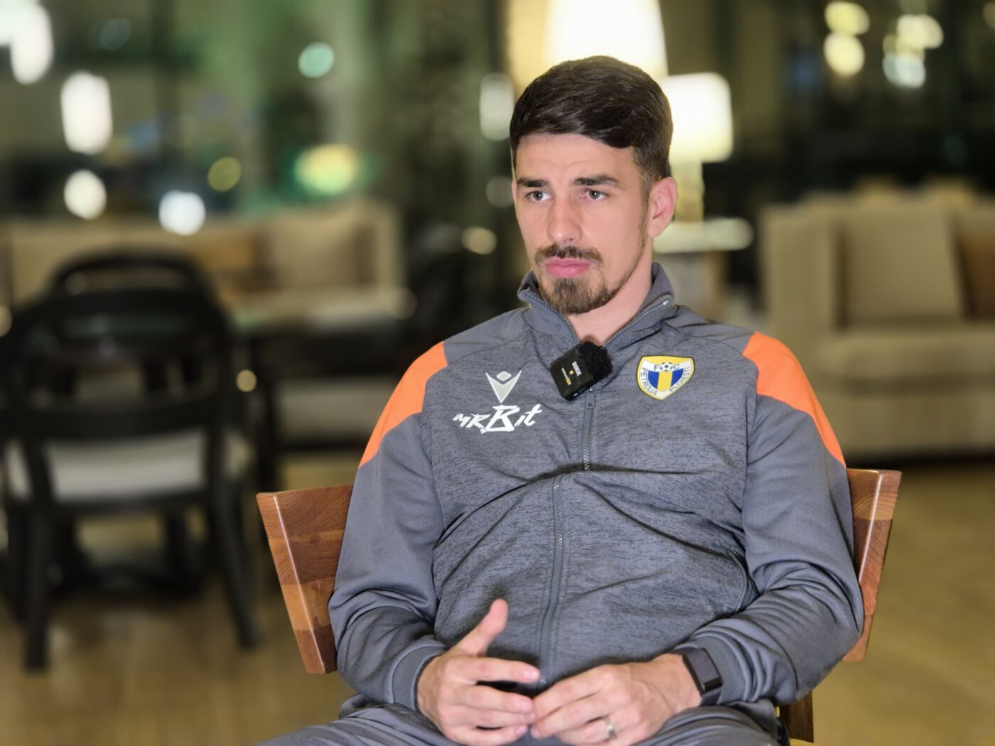 S-a aflat decizia capitală luată de vedeta Petrolului în plină pandemie de COVID-19! Dezvăluiri emoționante făcute de jucătorul lui Adrian Mutu în cantonamentul din Antalya: „Te trezeai dimineață și nu mai știai ce să faci”. VIDEO EXCLUSIV