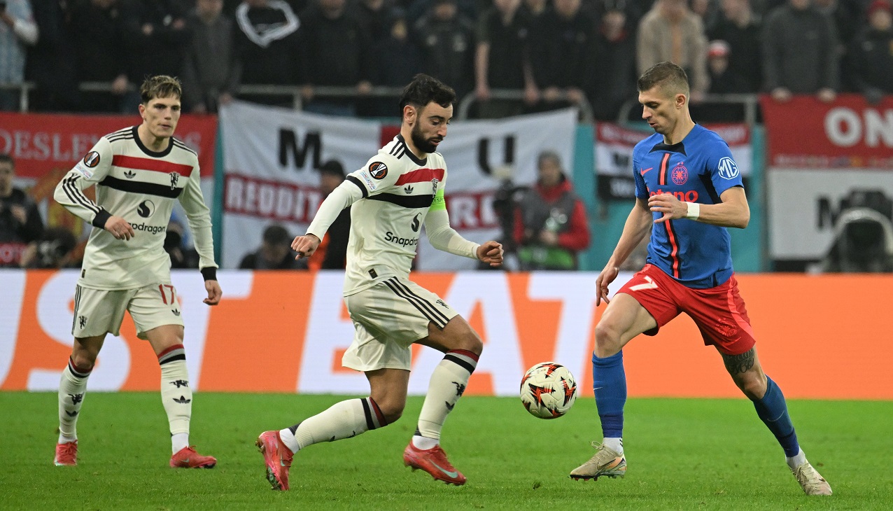 Secretul tactic cu care Manchester United a destabilizat-o pe FCSB. Ilie Dumitrescu a văzut și a spus-o, în direct, după primele 45 de minute: „Ne-au surprins cu o mutare”