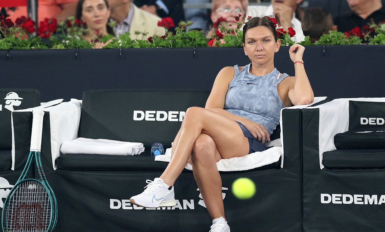 Simona Halep are o sosie care e vecină cu ea la Dubai. Asemănarea cu femeia din Italia: „Mi s-a spus că arăt ca ea”