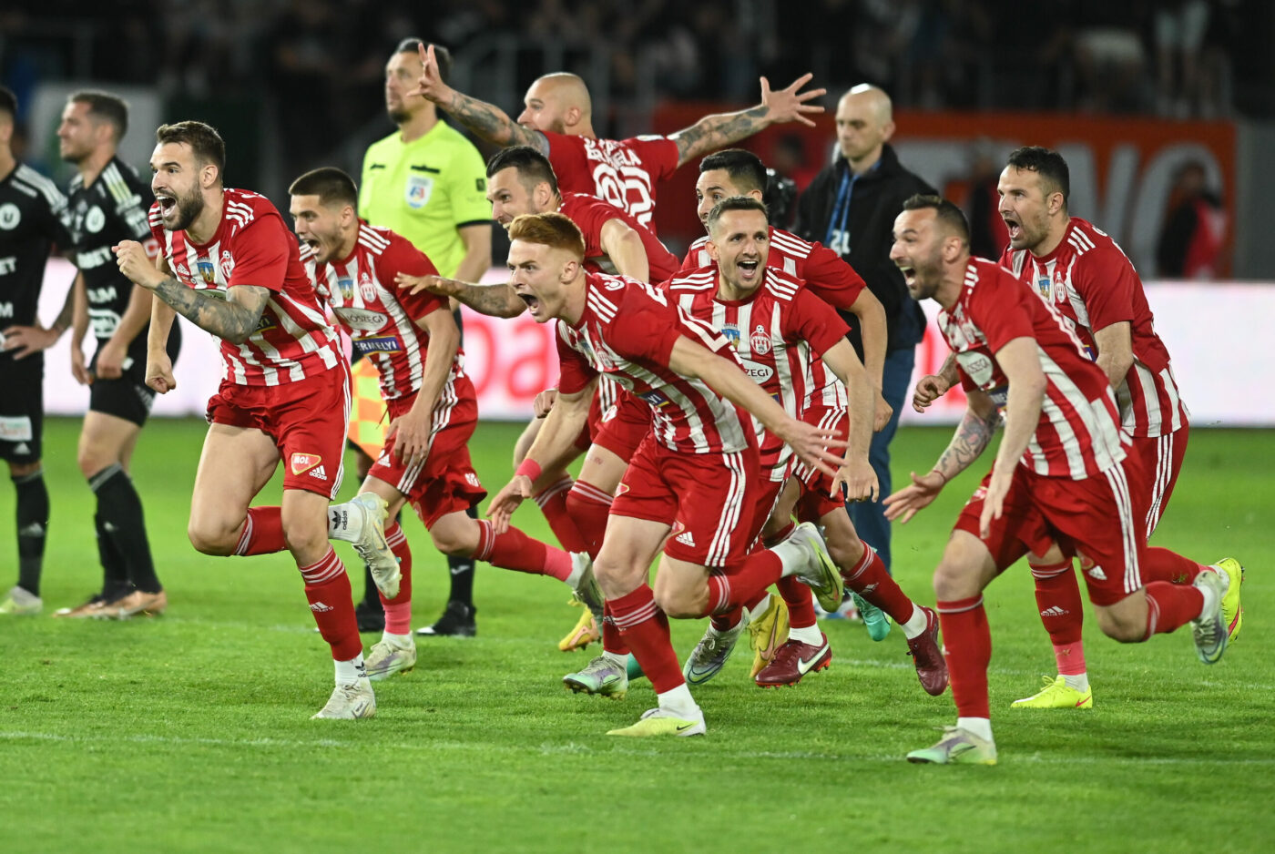 Transfer după transfer pentru play-off! O echipă din Superliga se transformă într-o forță şi a rezolvat o achiziție de top