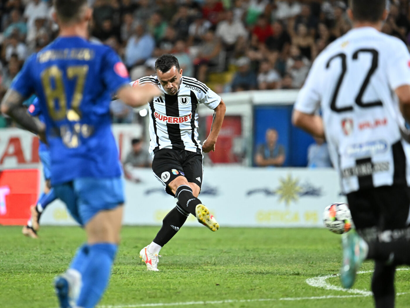 U Cluj – Gloria Buzău 2-1 Live Video Online în etapa 22 din Superliga. Dan Nistor înscrie din nou din penalty