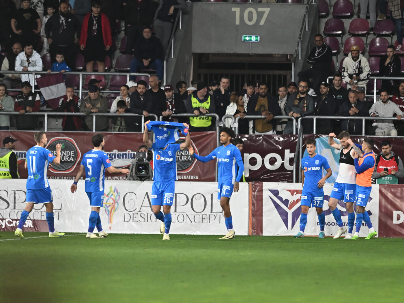 Universitatea Craiova este „bestia nera” pentru Rapid, dar Marius Şumudică are palmares excelent în duelurile cu oltenii