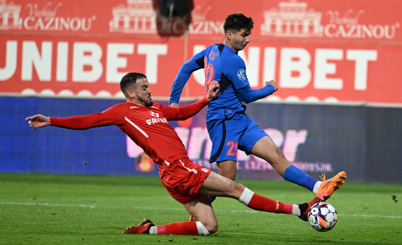 Verdictul specialistului despre faza care i-a adus 3 puncte campioanei în UTA – FCSB 0-1. „Asta zice regulamentul”