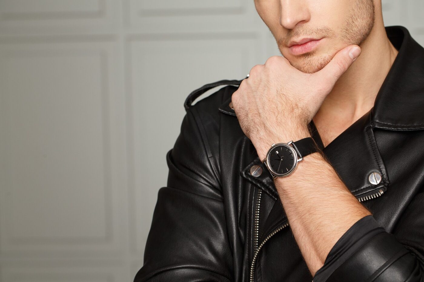 ADVERTORIAL | Smartwatch-uri pentru bărbați: Partenerul ideal pentru sporturile de iarnă