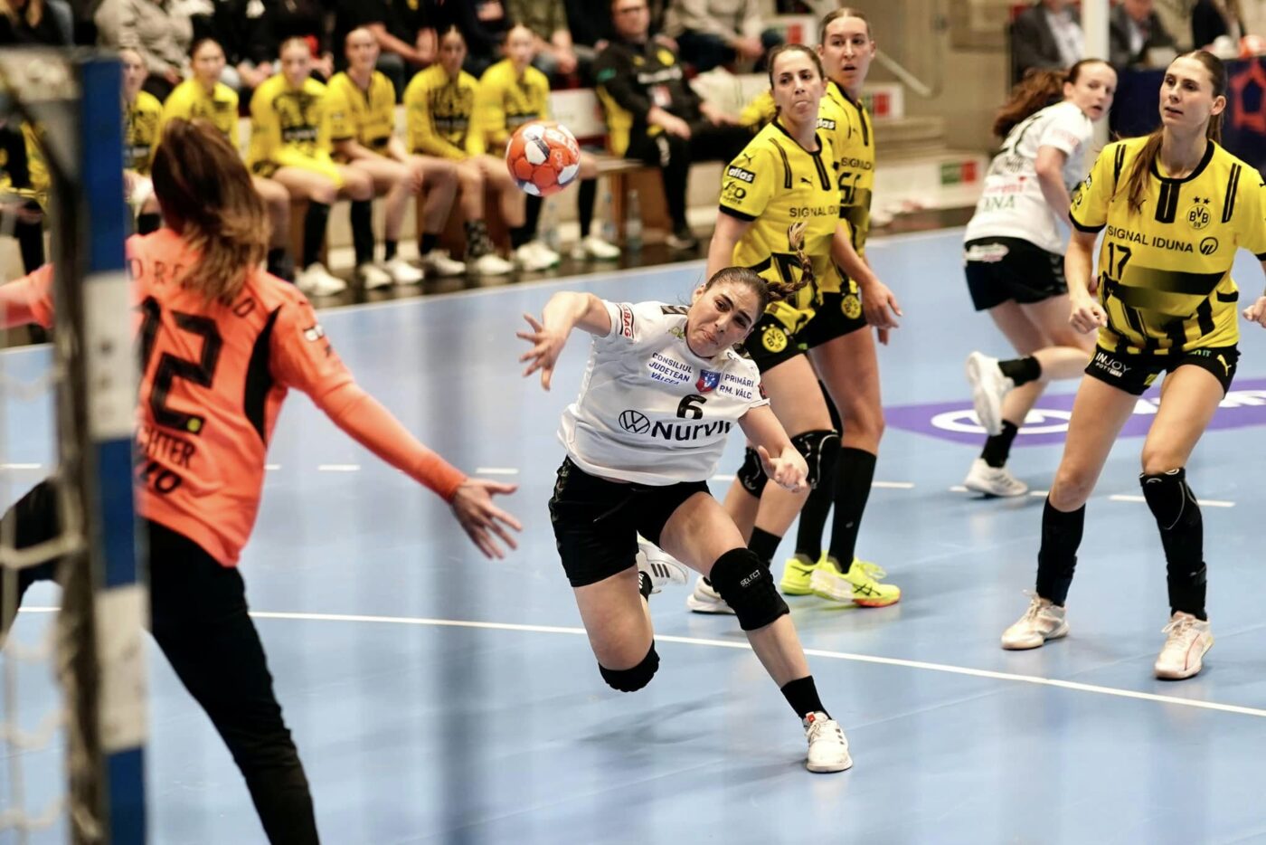 Borussia Dortmund – SCM Rm Vâlcea 31-31. Necula a marcat în ultima secundă