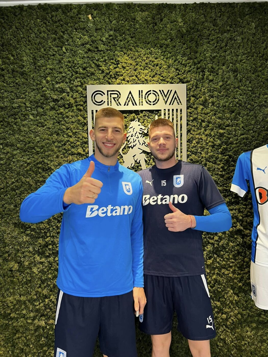Universitatea Craiova s-a reunit în complexul „Ilie Balaci”, unde va efectua şi stagiul de pregătire. Noutăţile şi absenţele de la primul antrenament şi amicalul stabilit de olteni