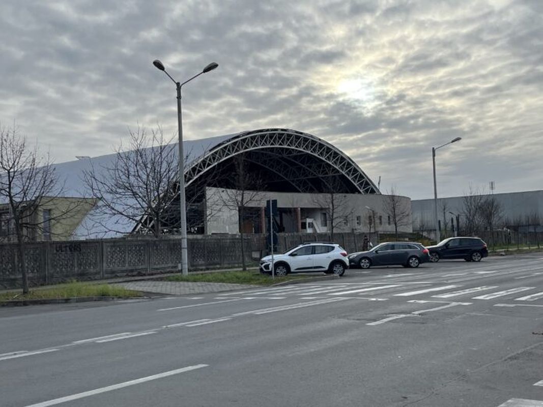 Drama Timișoarei sportive: are o sală de sport neterminată de peste 14 ani și promisiunea unei polivalente mari pentru care după 5 ani există doar un studiu de prefezabilitate!