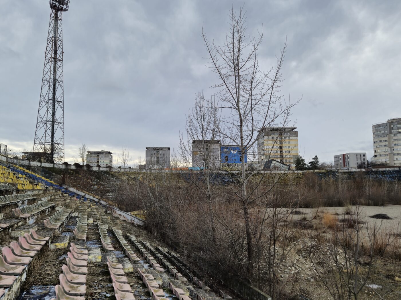 Stadionul Bacău: O Plagă Urbană ce Strigă după Ajutor! 10 stadion bun
