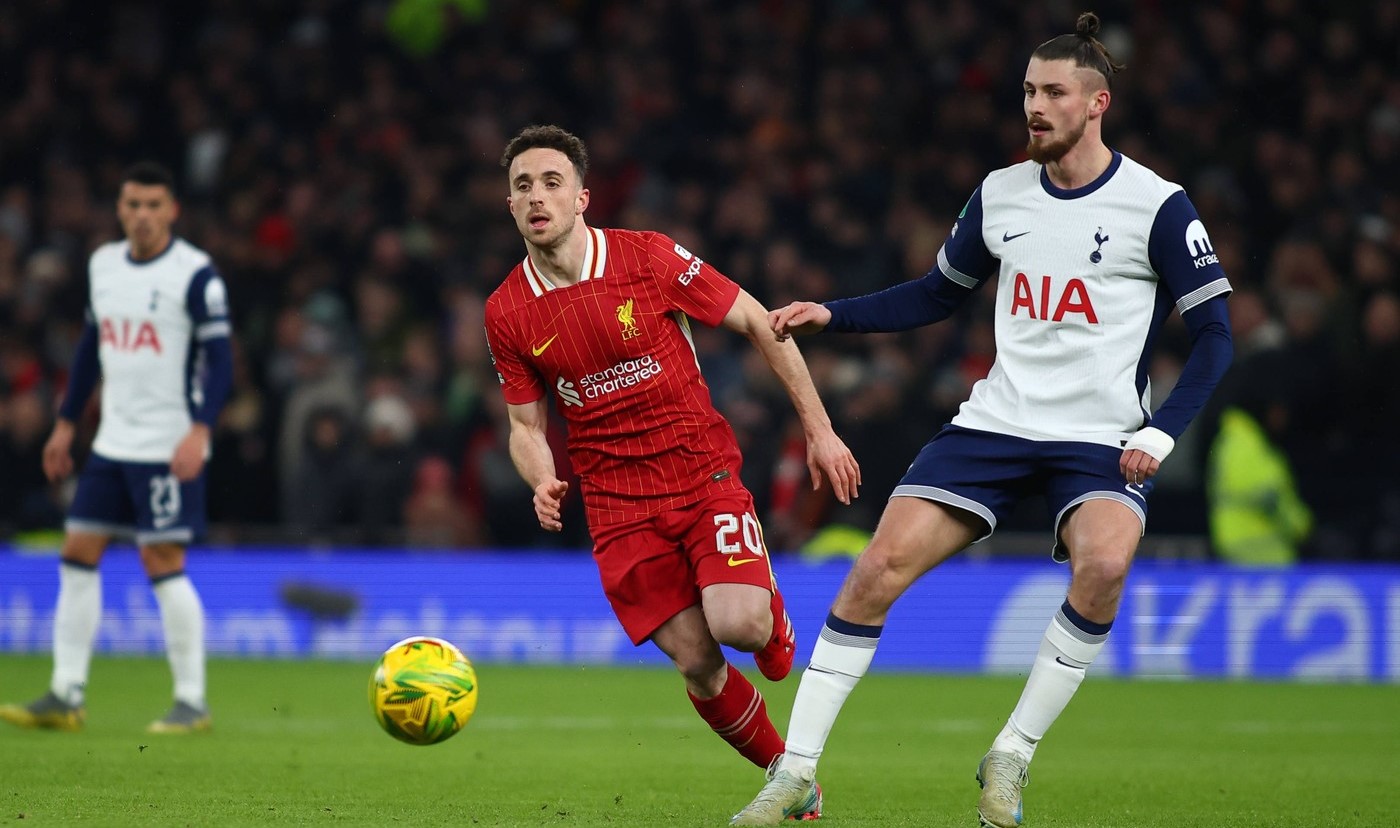„Aș vrea să îi cer scuze lui Radu Drăgușin”. Reacția a devenit virală după ce „Dragonul” a fost de netrecut în Tottenham – Liverpool 1-0
