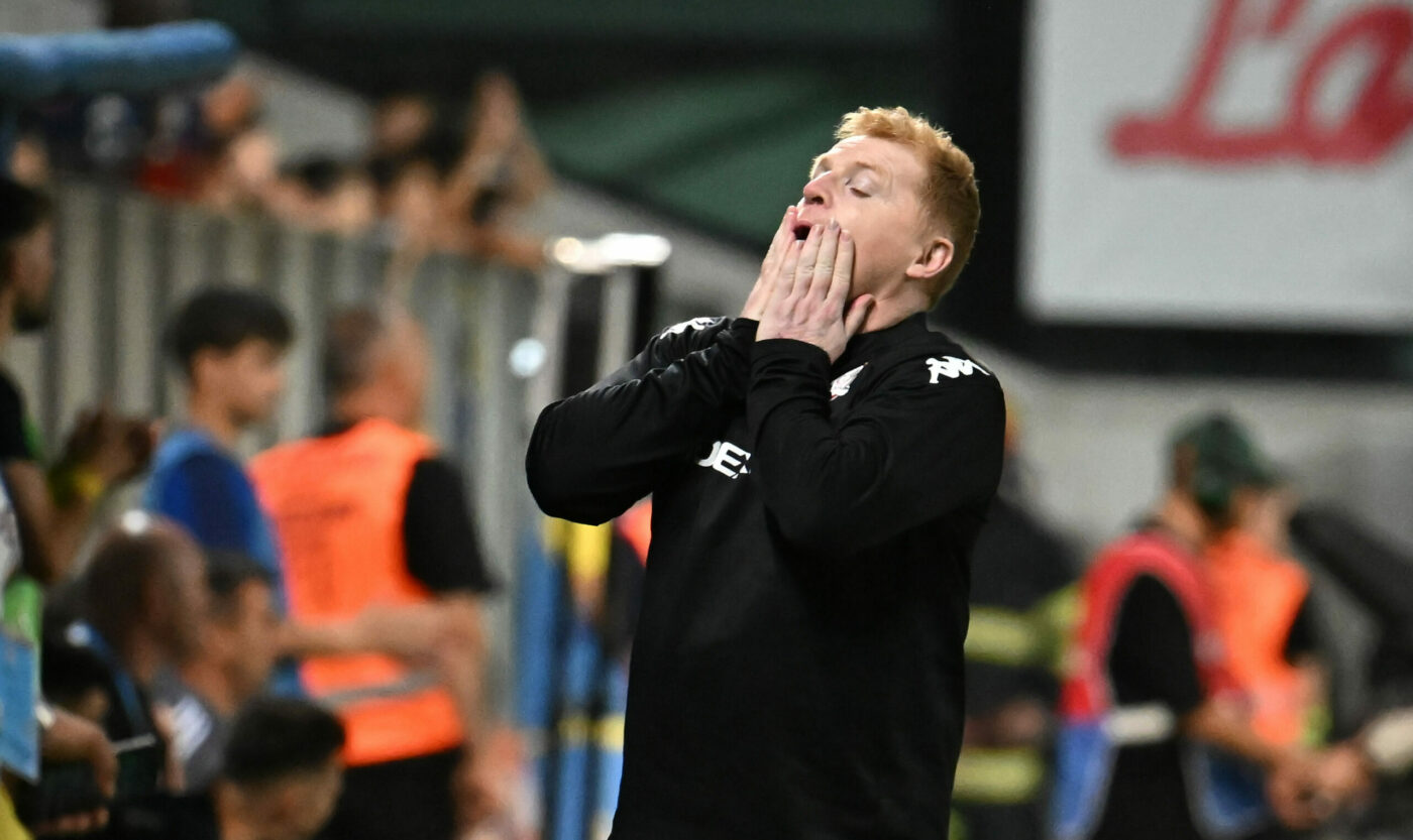 „Groaznici!”. Britanicii au publicat reacția dură a lui Neil Lennon, fostul antrenor al Rapidului, după ce Ianis Hagi și Rangers au făcut show cu Celtic