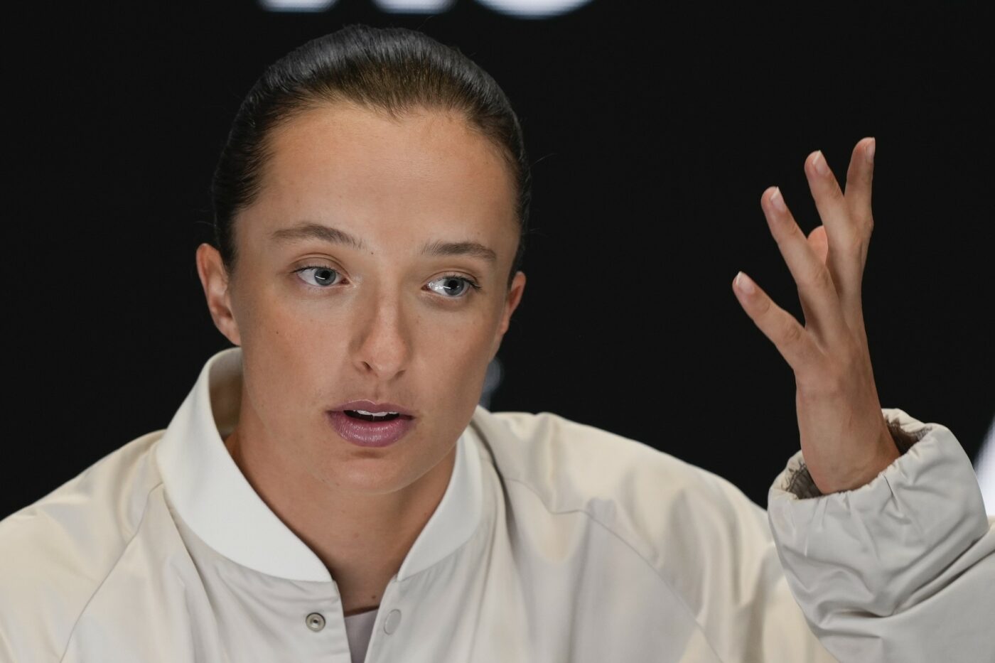 „M-a ucis atunci”. Iga Swiatek se teme de adversara din semifinalele Australian Open