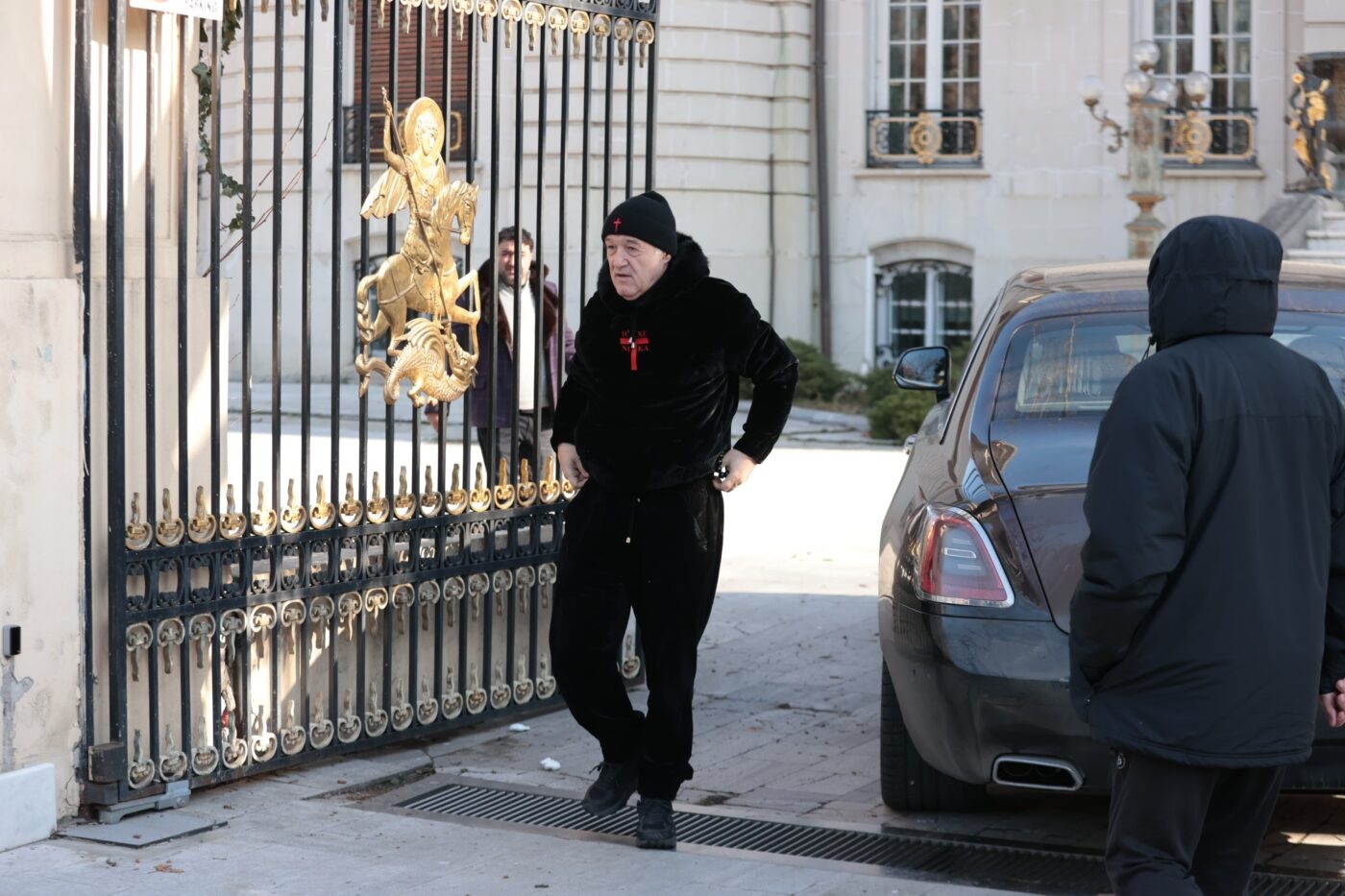 A cerut 350.000 de euro de la Gigi Becali pentru Călin Georgescu. Miliardarul a demascat toată combinația