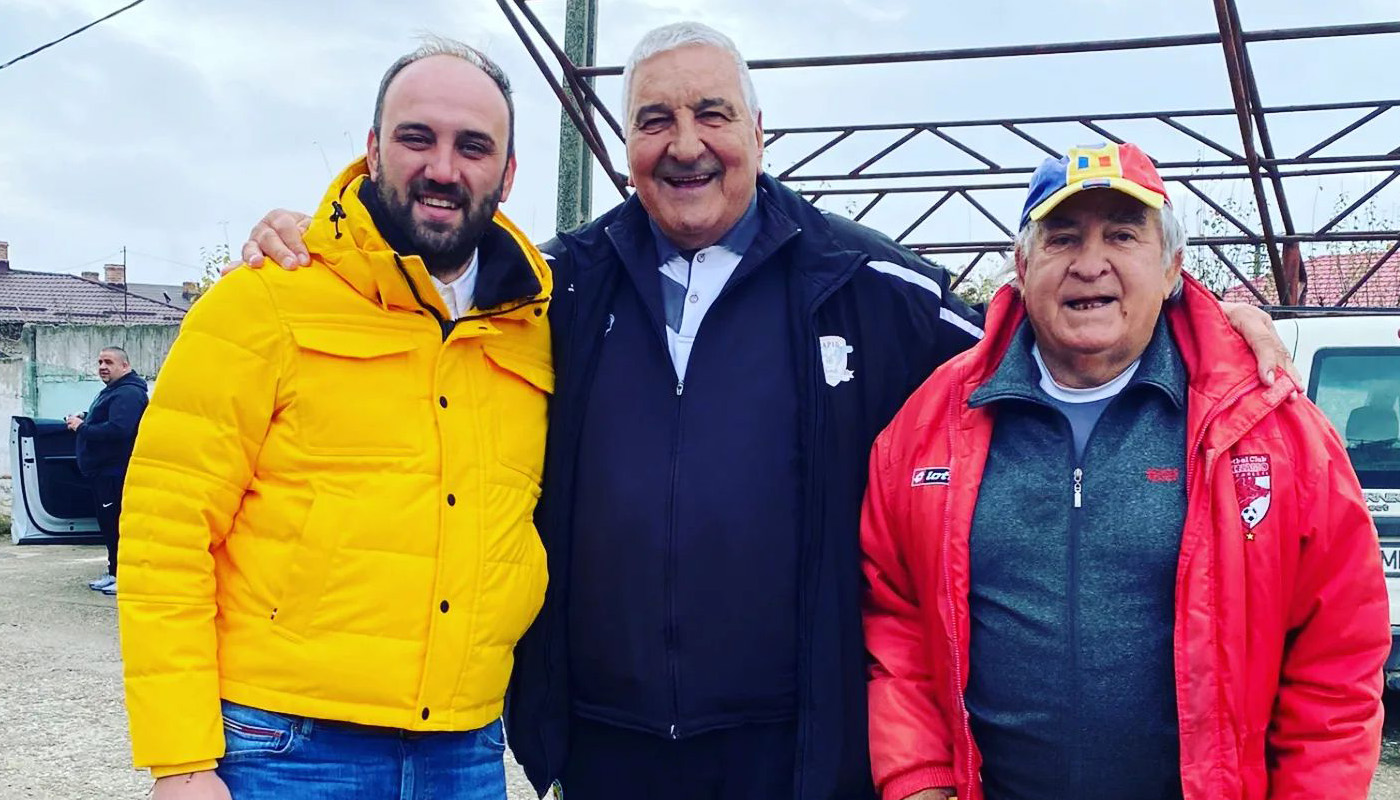 „A părăsit-o pe mama, după ce a lăsat-o gravidă”. Fiul fostului fotbalist de la Dinamo dezvăluie cum a fost abandonat de tată la doar o lună