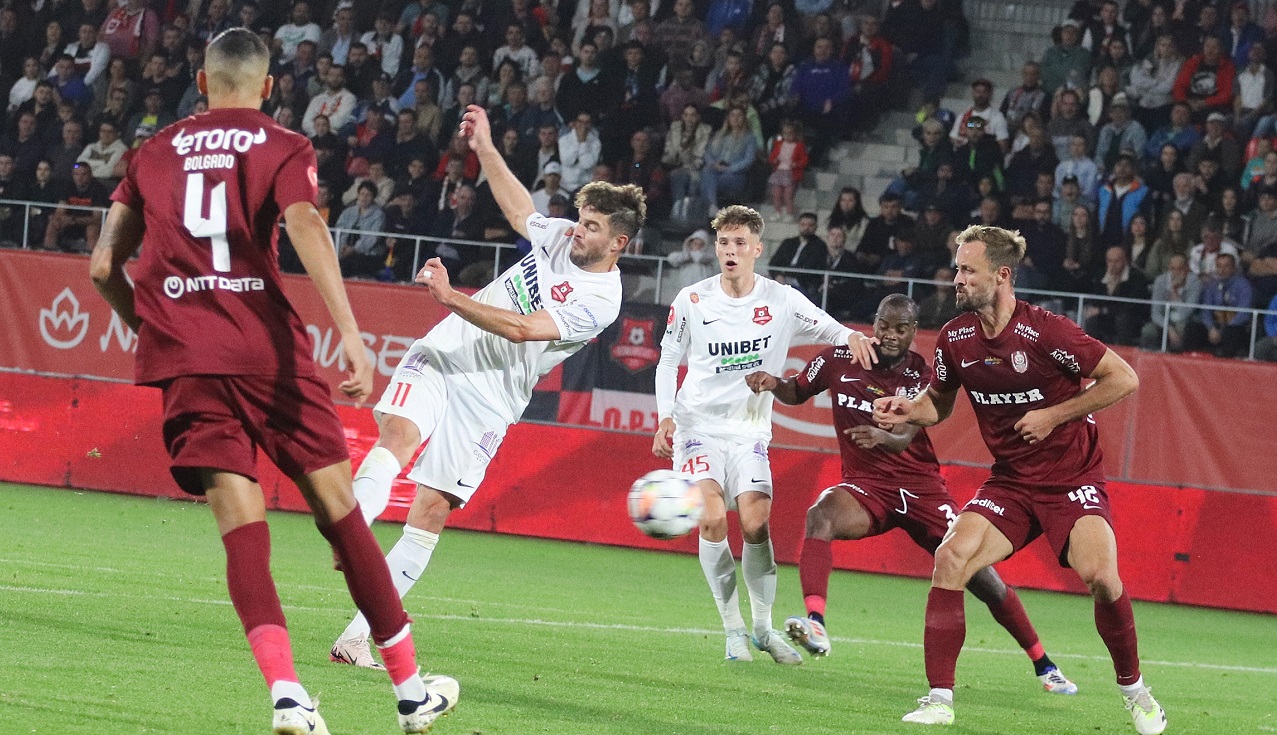 A plecat de la CFR Cluj! Clubul din Superliga l-a transferat
