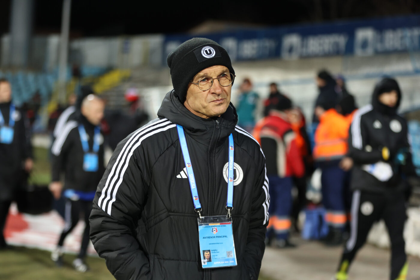 Anunț șoc în Superliga: Ioan Ovidiu Sabău vrea să plece de la U Cluj! Mesajul neașteptat al antrenorului: „Nu vreau să semnez! Nu șantajez pe nimeni”