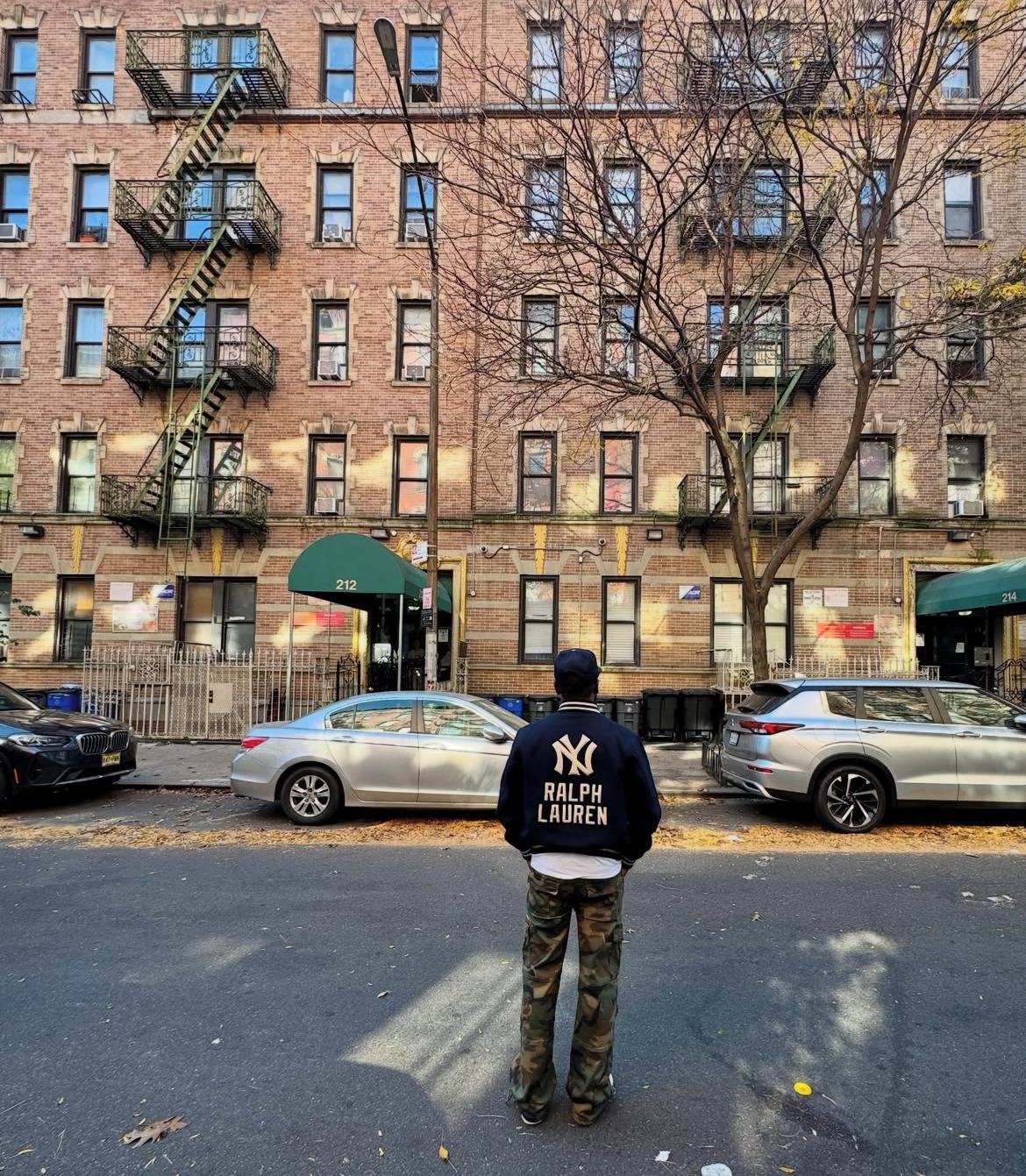 Aşa arată tot imperiul imobiliar al magnatului care a plătit 400.000.000 de dolari pentru 1.000 de apartamente în New York. A mai investit 100.000.000 de dolari într-un proiect rezidențial de 3 miliarde de dolari şi alte 100.000.000 de dolari într-o afacere cu 9 zgârie-nori