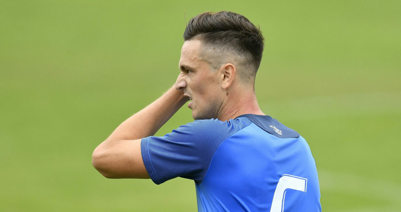 Ce a putut să îi scrie un suporter FCSB lui Florin Gardoş. Mesaj suburban pentru fostul fotbalist al lui Gigi Becali: „Câți ani ai?”