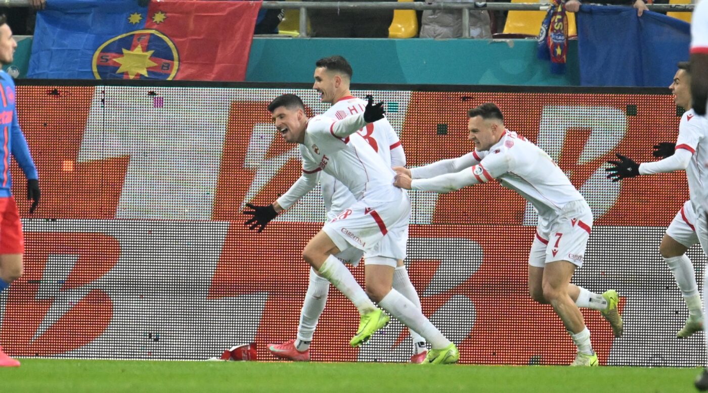 Ce destin! Atacantul cu Chelsea în CV a marcat primul gol pentru Dinamo chiar în fața rivalei FCSB: Stipe Perica a înscris din pasa lui Politic