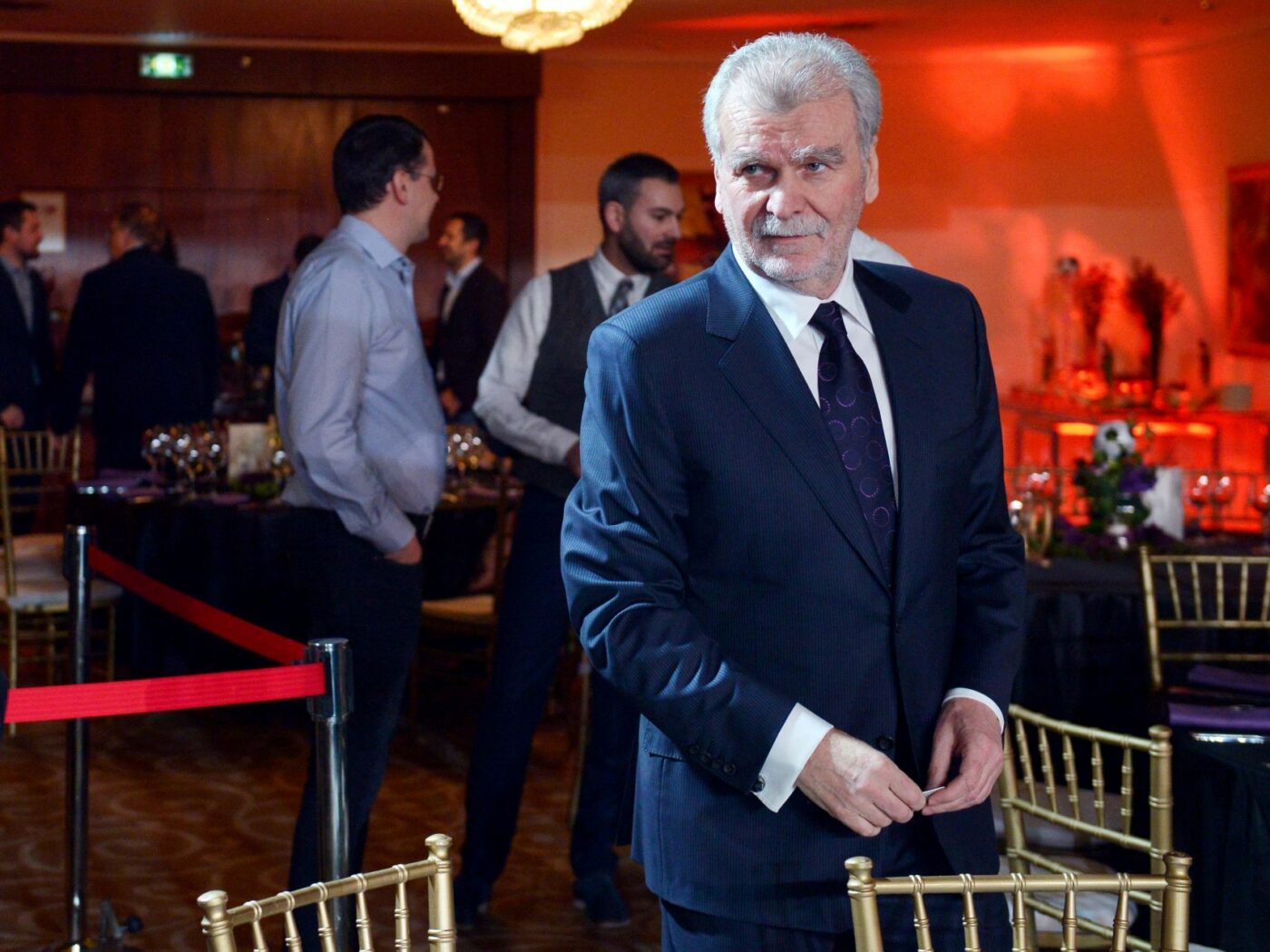 Dinu Gheorghe, tun imobiliar chiar înainte de a muri. Şi-a vândut vila din cartierul bogaților: „A luat 4-5 milioane de euro”